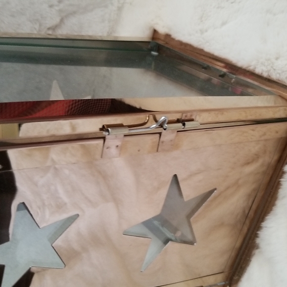 Lantern 18 inches tall - Picture 3 of 7